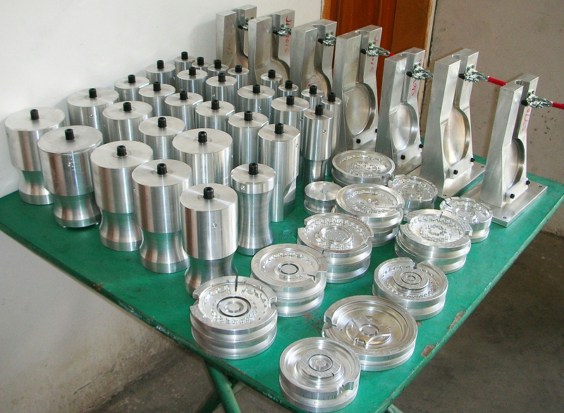 超聲波模具發(fā)熱不正常的原因與解決方法