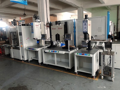 要怎么處理塑料工件超聲波焊接后出現的錯位問題