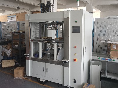 廈門熱熔機源頭廠家昕科技跟大家談?wù)劅崛蹤C少見的故障