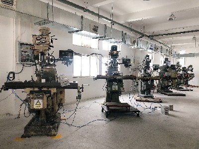 昕科技車間環(huán)境