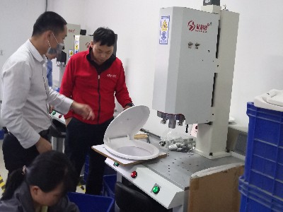 工件材質(zhì)對(duì)超聲波塑料焊接機(jī)的影響