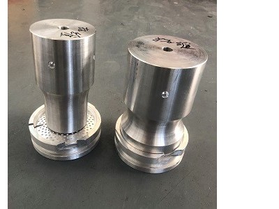 你知道超聲波模具發(fā)熱是否正常的判定標準是什么嗎 材料本身的機械能損耗及超聲波物件發(fā)熱傳導所致的發(fā)熱現(xiàn)象是正常的
